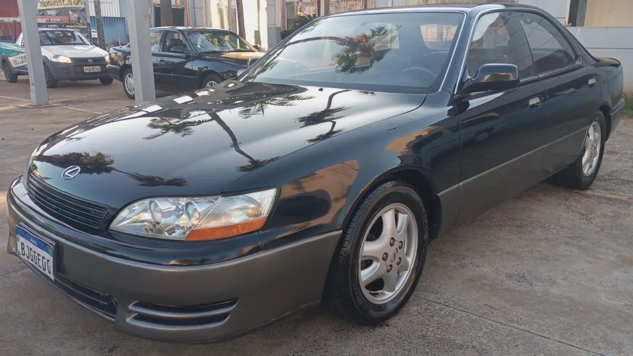 Lexus ES-300 3, foto 7 de 20