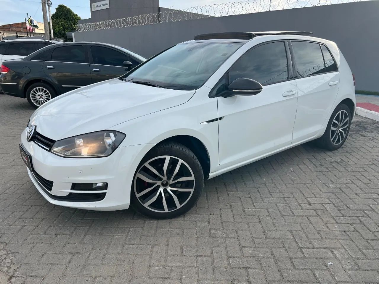 Volkswagen Golf Golf 2.0/ 2.0 Mi Flex Comfortline Aut. 2014