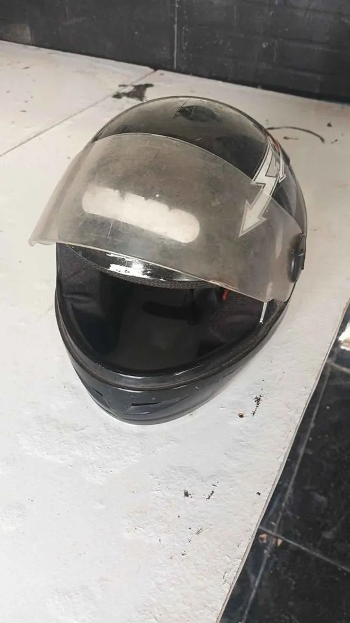 Capacete