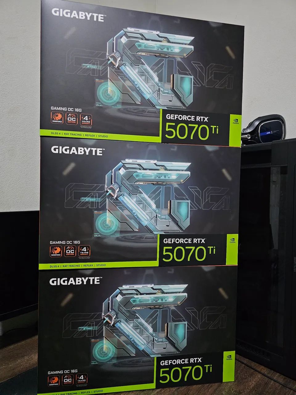 Placa de video Nvidia Rtx 5070Ti Gaming OC 