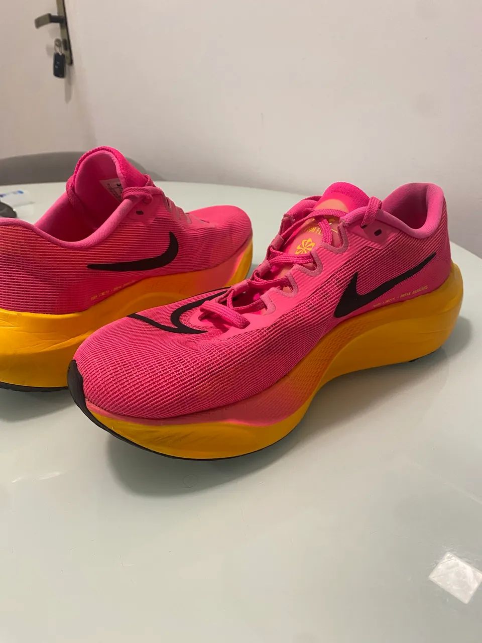 Nike ZOOM FLY 5 pouquíssimo usado - Foto 4