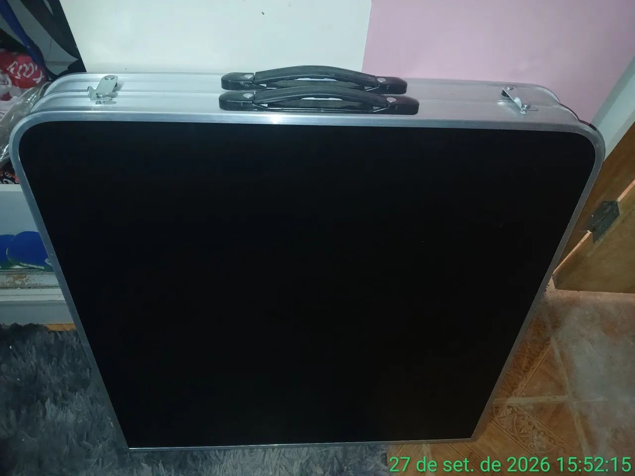 Mesa de alumínio dobrável Vende =Se