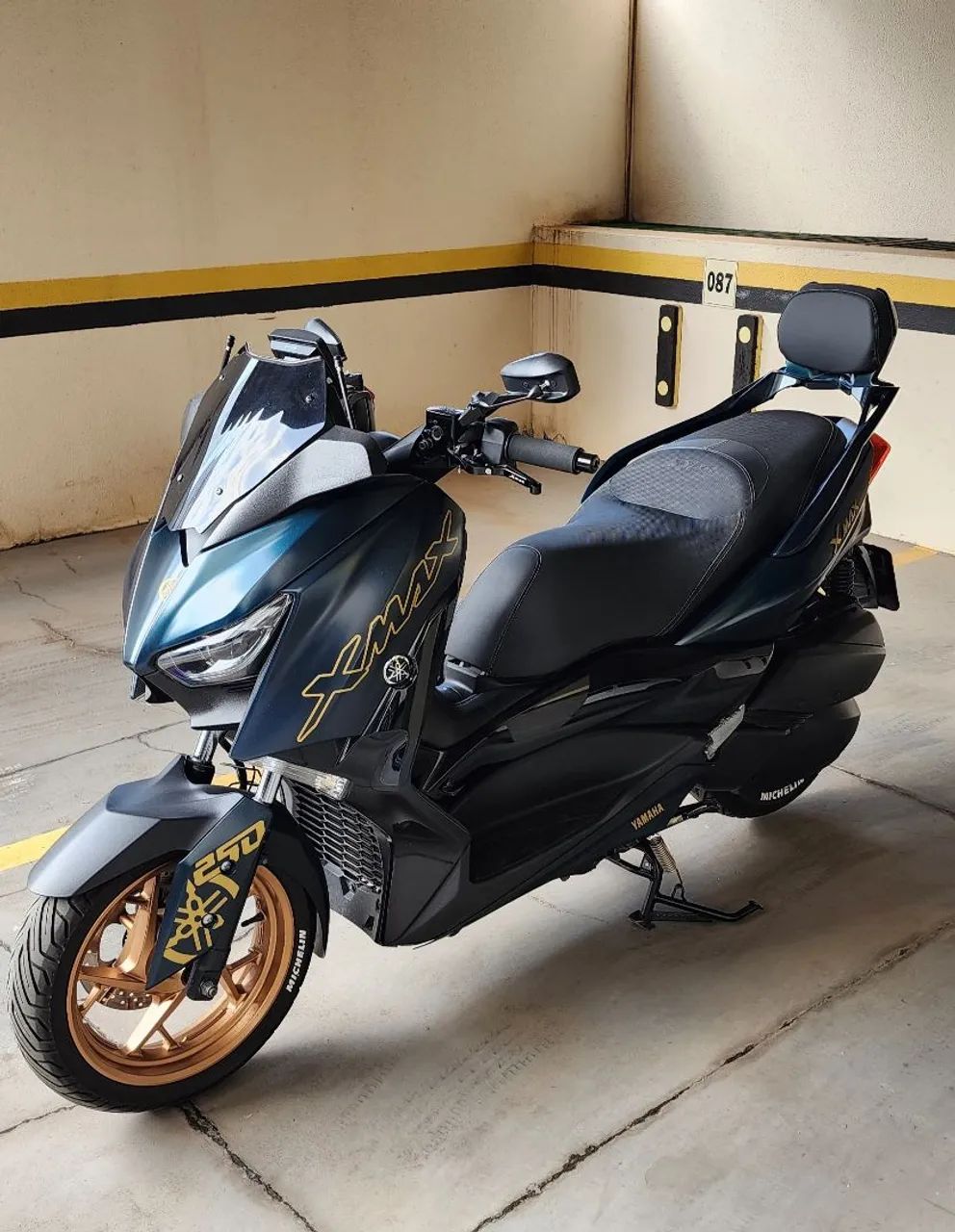 XMAX 250 - Foto 3