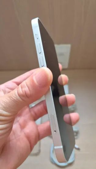 Iphone 12 - Foto 3