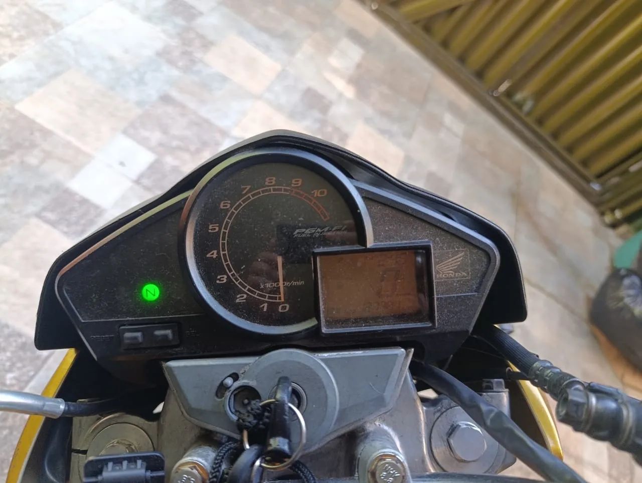 CB 300R - Foto 5
