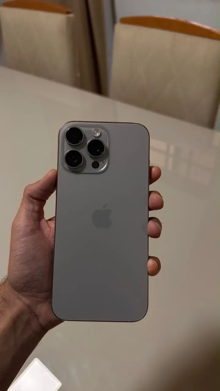 iPhone 16 Pro Max 256GB - Titânio Natural - Foto 2