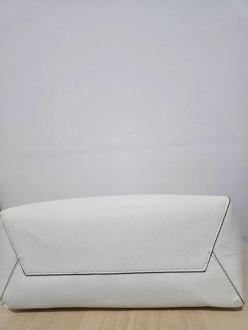 ?Bolsa Jackie Smith Tote em Couro Saffiano Branco - Original - Nova Sem Uso - Foto 4