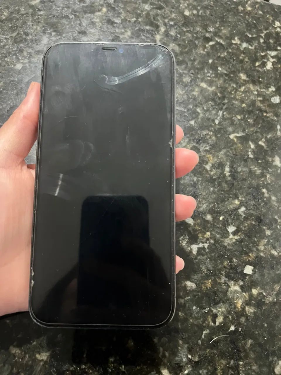 Vendo iPhone 12 Pro Max tá com a tampa traseira trincada  - Foto 3