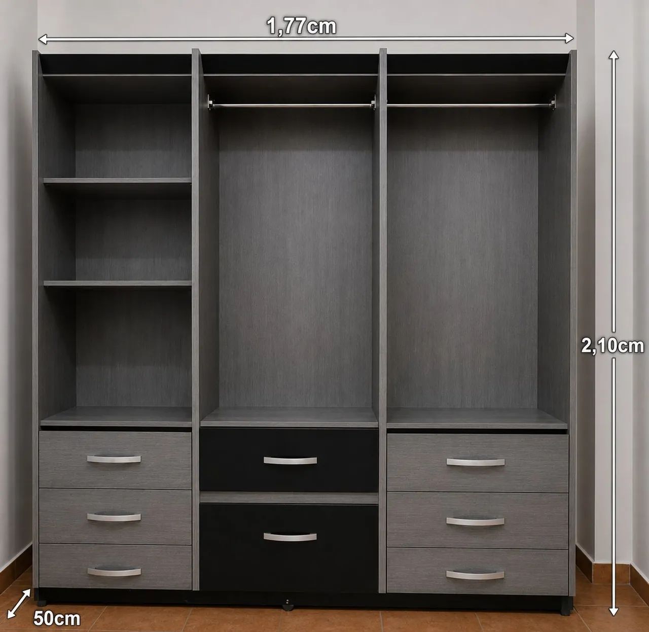 Guarda roupa 6 portas e 8 gavetas  - Foto 3