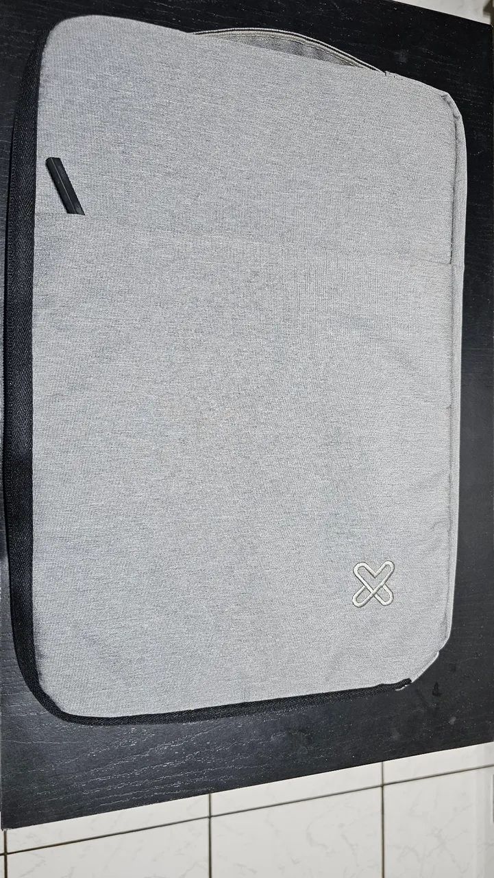 Capa para Notebook Klipxtreme 15.6" KNS-420GR Cinza Claro  - Foto 2