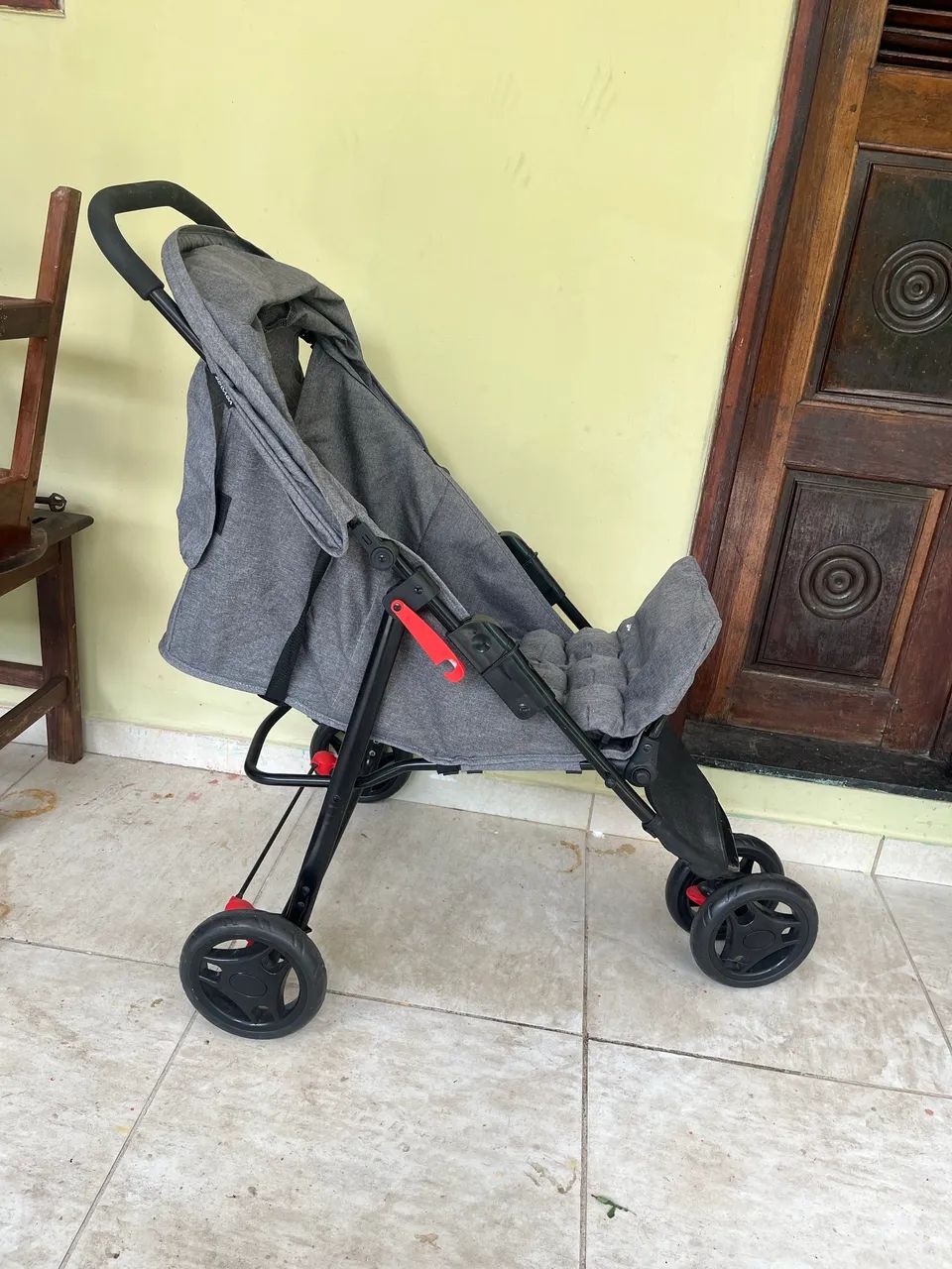 Carrinho de bebê delta voyage - Foto 4