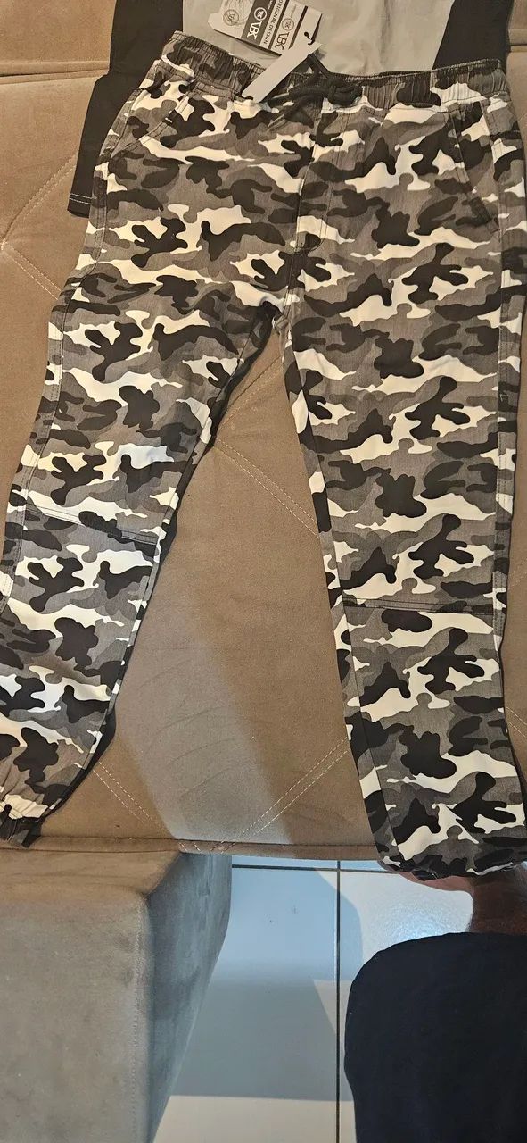 Calça e Camisa - Foto 2