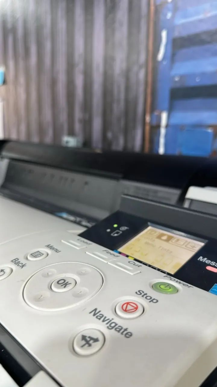 Plotter HP DesignJet 670  - Foto 3