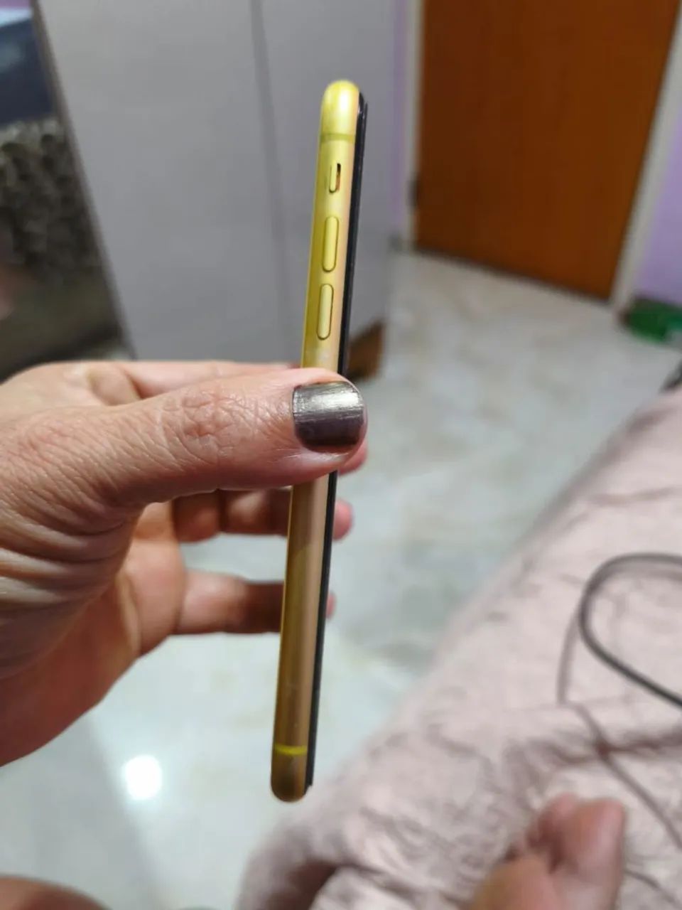 iPhone 11 semi novo  - Foto 2