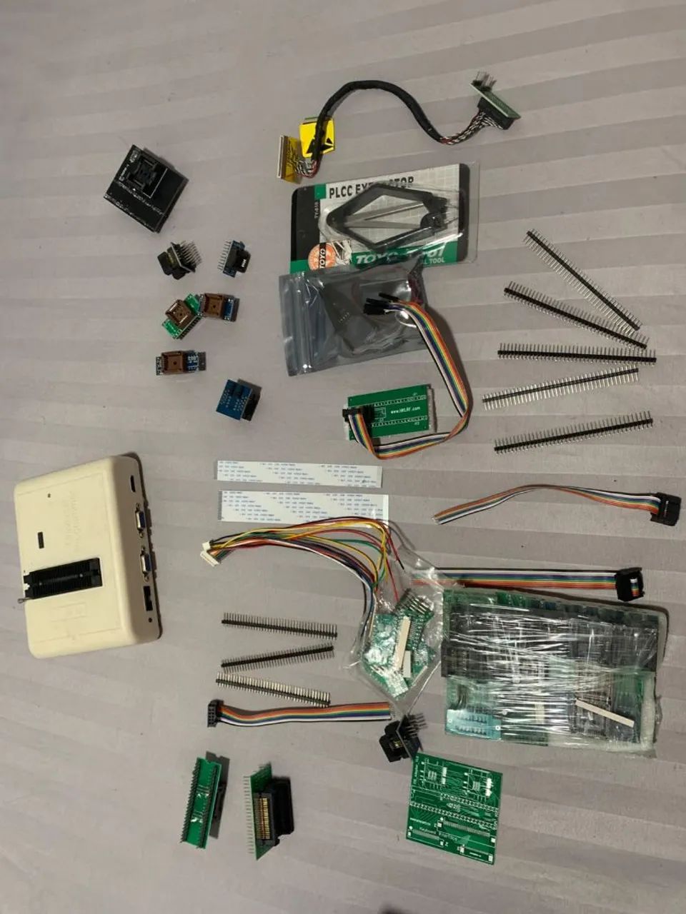 PROGRAMADORA RT809 + KIT COMPLETO DE ADAPTADORES E CABOS - Foto 2