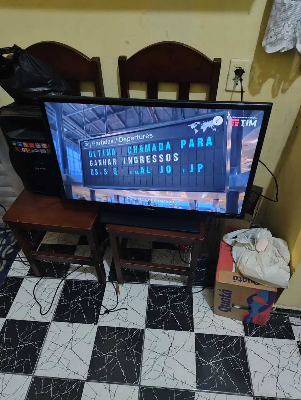 Vendo ou troco tv led 32 polegadas Samsung  - Foto 2