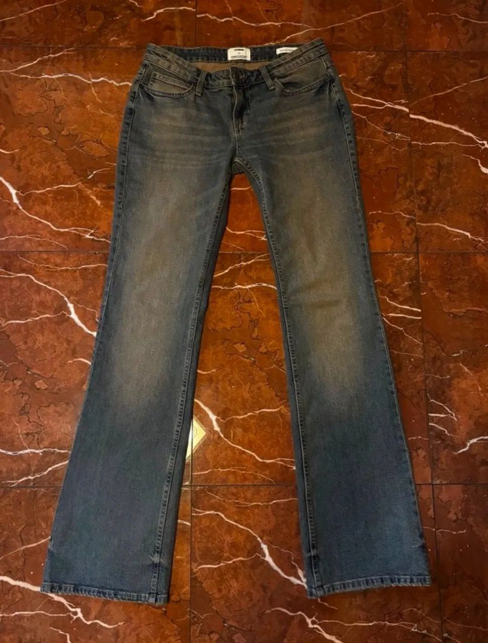 calça jeans bootcut cos baixo cotton on
