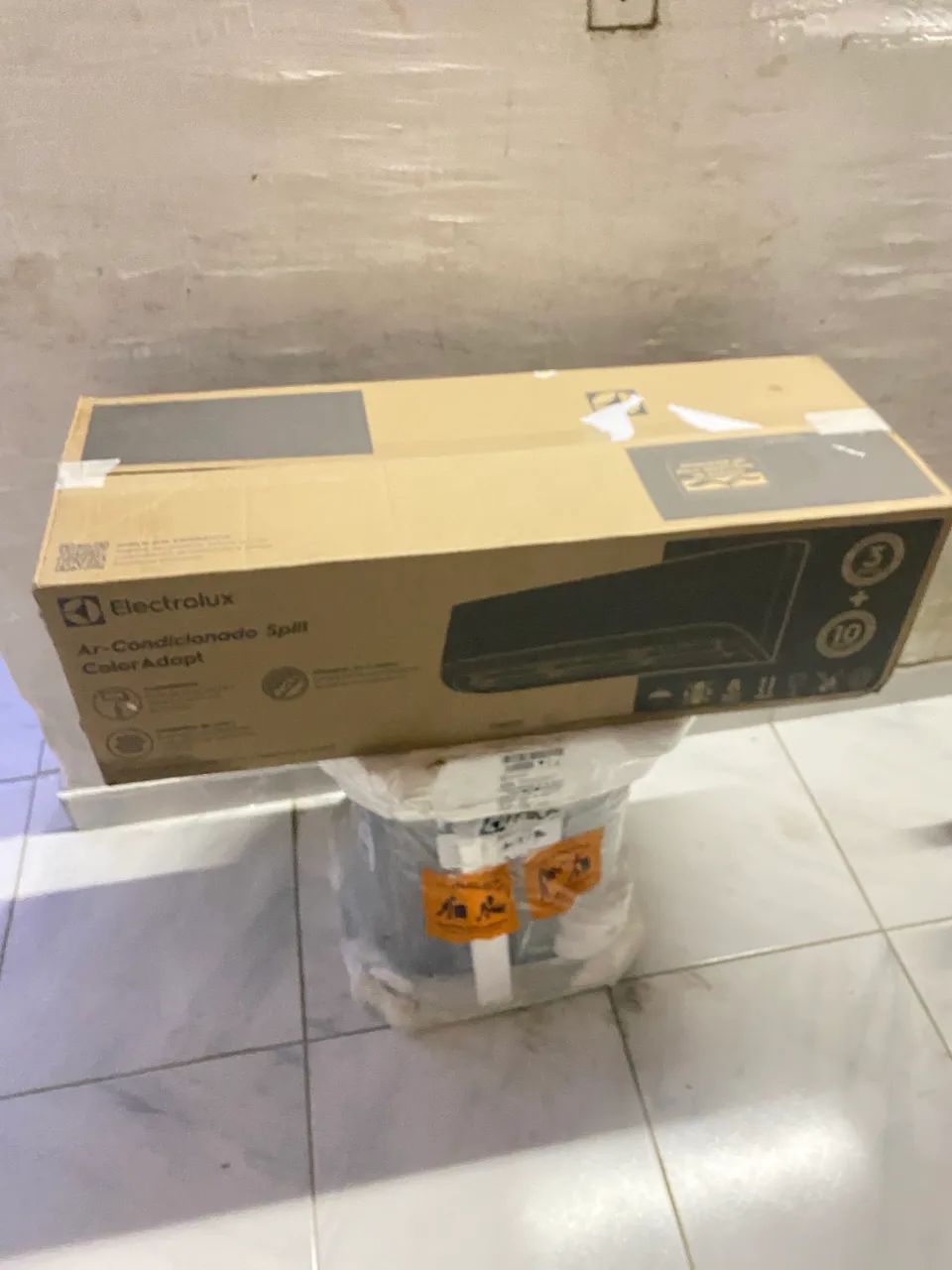 AR-CONDICIONADO ELECTROLUX 9000BTUS WI-FI