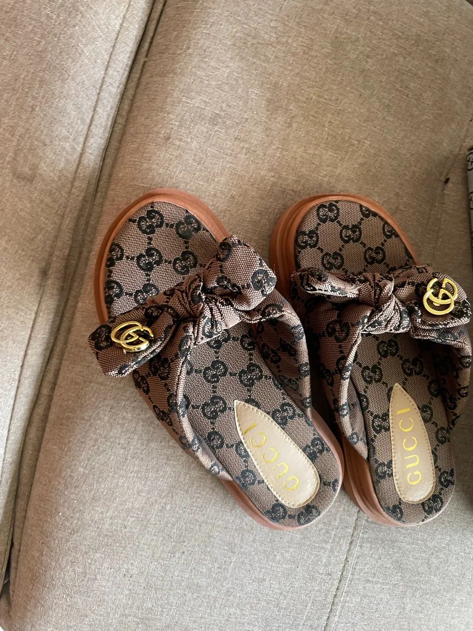Sandália Gucci 35 feminina - Foto 5