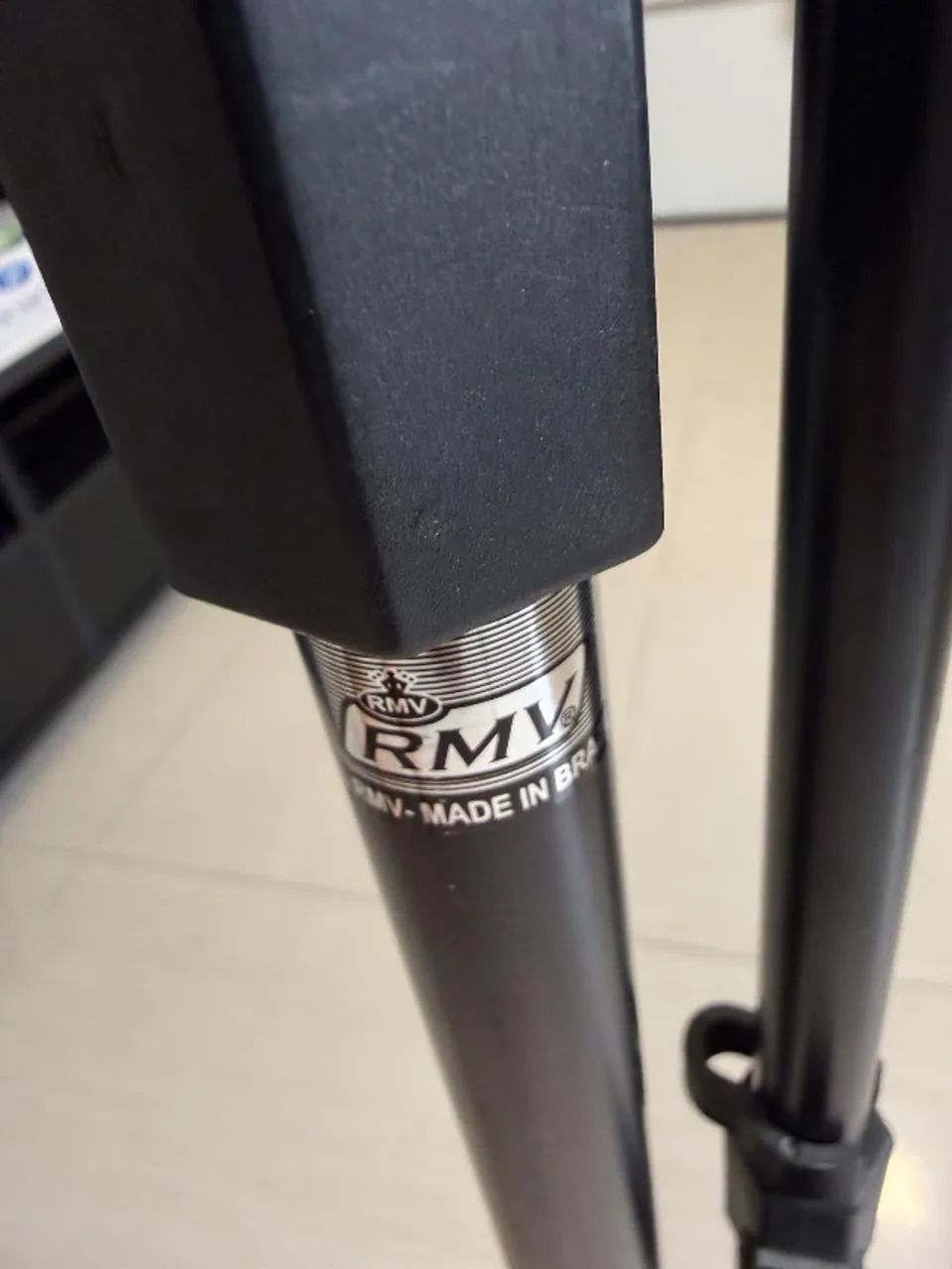 Pedestal de Microfone RMV Grande - Tripé Retrátil - Foto 2