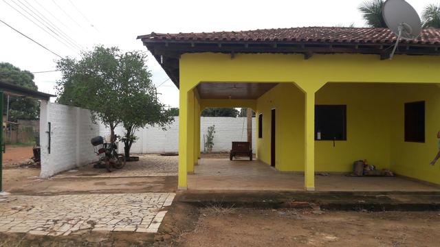 Casa com 3 terreno 4 quartos
