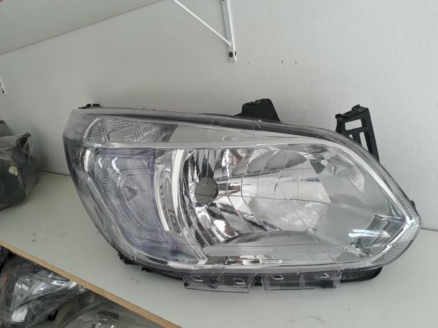 Farol GM Spin 2012/2017 Cromado Novo - Foto 2
