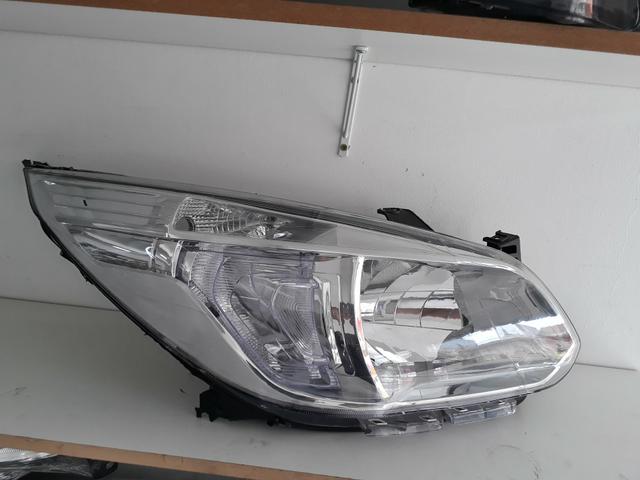 Farol GM Spin 2012/2017 Cromado Novo - Foto 3