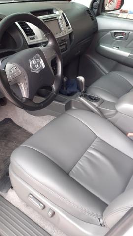 HILUX SRV TOP 4x4 AUTOMÁTICA 2012/2012 - Foto 6