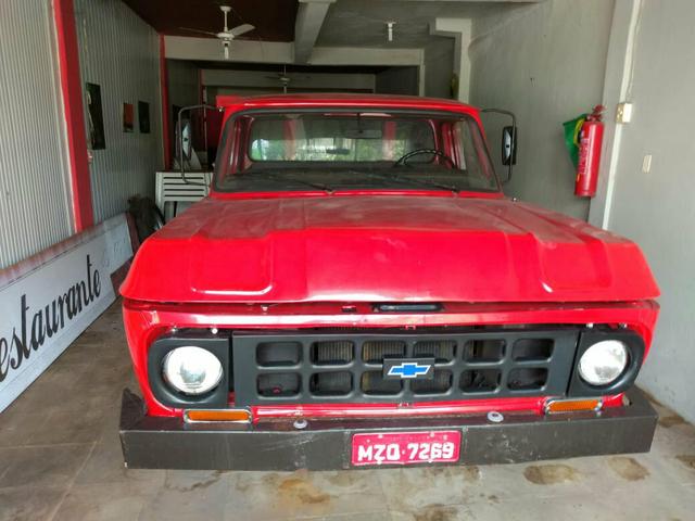 Vendo essa caminhonete 17 mil ano 80 contato - Foto 2