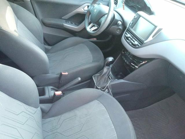 Peugeot 208 - Foto 5