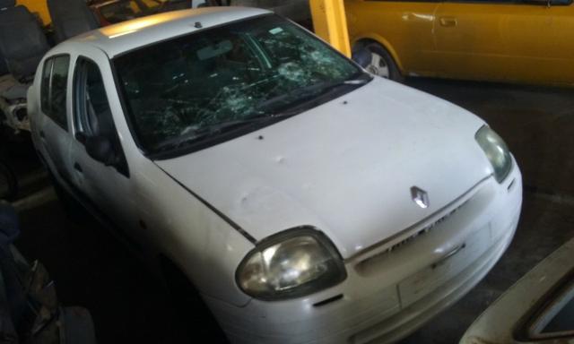 Sucata de Renault Clio Rn Sedan 1.0 16v 2001 - somente para peças - Foto 2