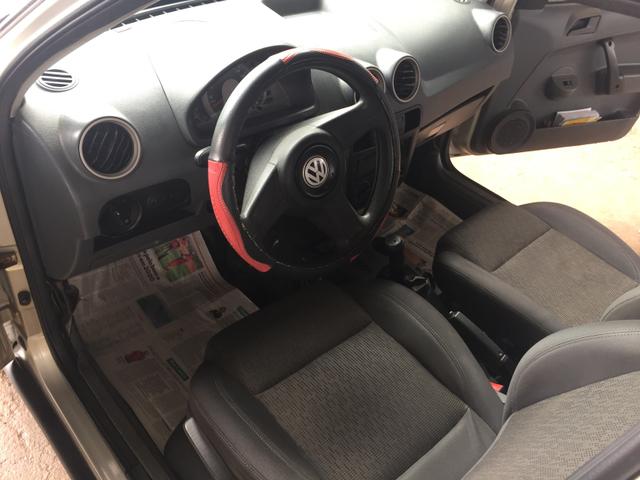 Vende-se Parati 1.6 completa, motor AP, ano e modelo 2005 - Foto 4