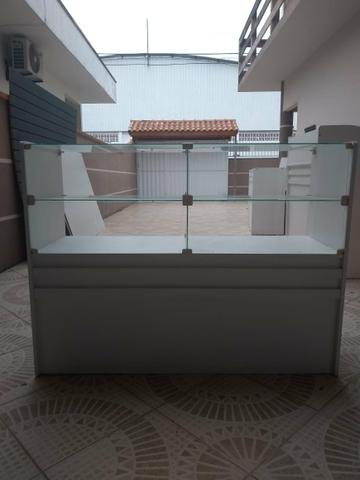 Balcão de vidro com madeira - Foto 2