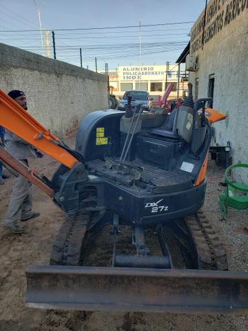 Mini escavadeira doosan dx 27z - Foto 4