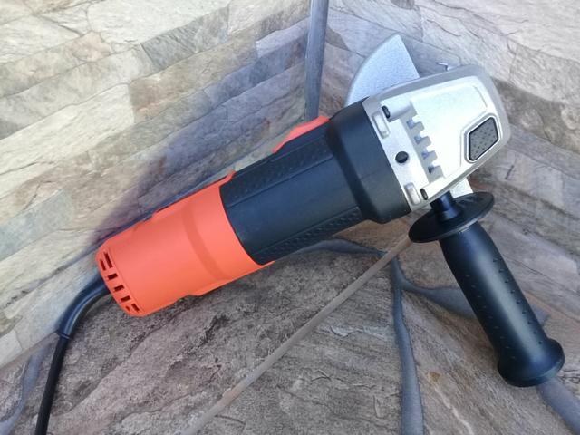 Esmerilhadeira Black decker - Foto 2