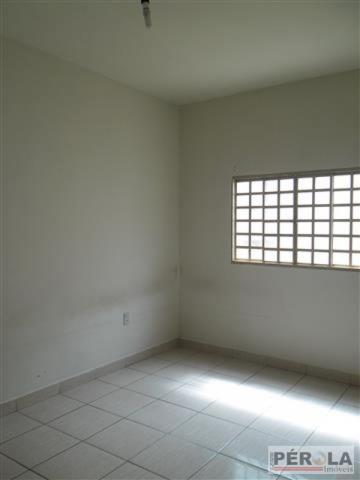 Casa geminada com 2 quartos - Bairro Jardim América em Goiânia - Foto 4