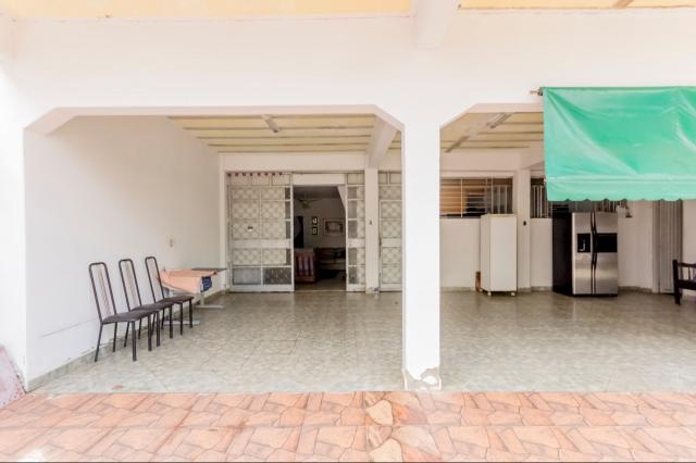 Casa à venda, 4 quartos, 10 vagas, Setor Aeroporto - Goiânia/GO