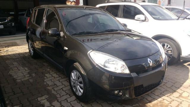 Renault - Sandero Expression 1.6 2013