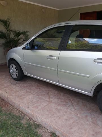 Ford Fiesta Sedan -2006 - otimo - Foto 13
