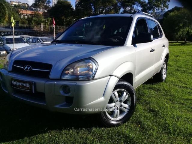 Hyundai Tucson GL 2.0 Automática Prata Torrando Abaixo da FIPE !!!!