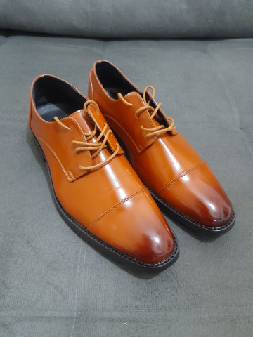 sapato social cor caramelo
