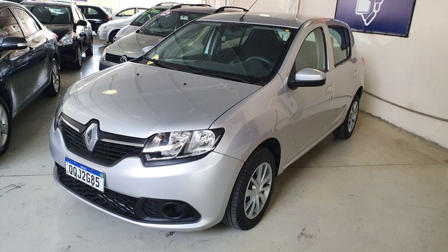 SANDERO EXPRESSION FLEX 1.0 COMPLETO ANO 2020 ***RENATO ***