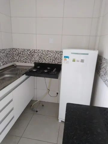 Quitinete (kitnet) com área privativa e vaga para carro - Foto 2