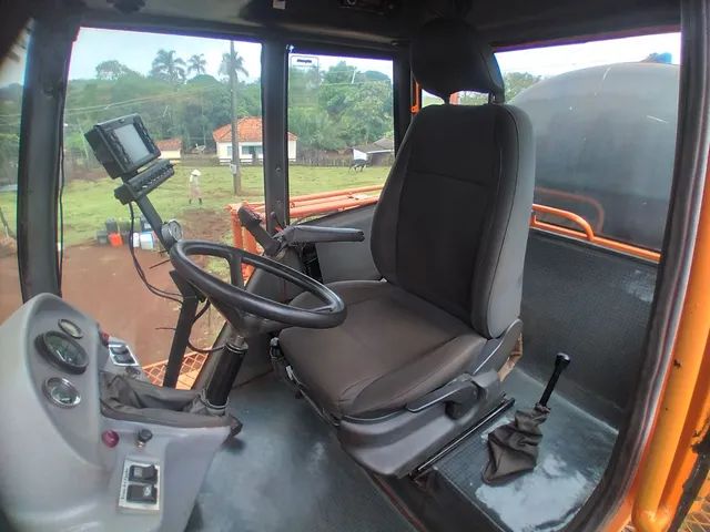 Pulverizador autopropelido - Foto 6