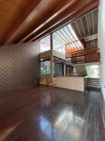 Aluguel comercial sobrado rua 9 Marista