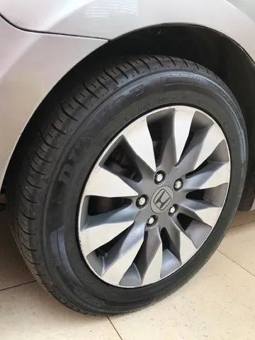 Dunlop 205 55 16! Mil km de USO! Zeros!!!!