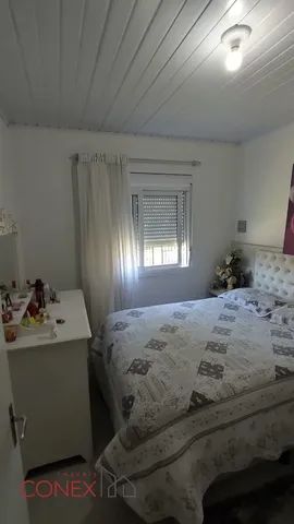 Casa 3 Dormitórios com amplo pátio nos fundos - Foto 6