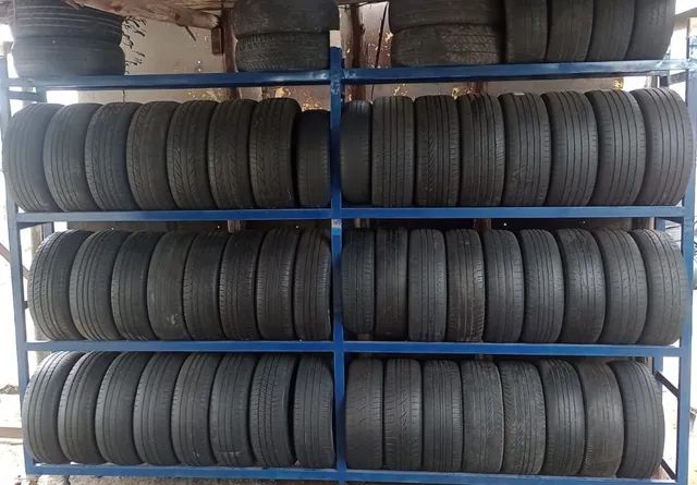 Vendo Pneus compro e troco / e roda de ferro também 