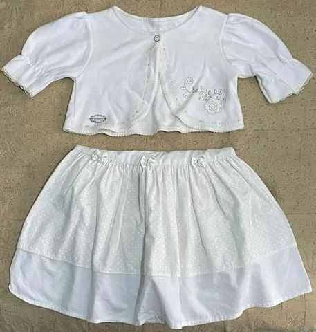 Conjunto Branco Vestido E Colete - Foto 3