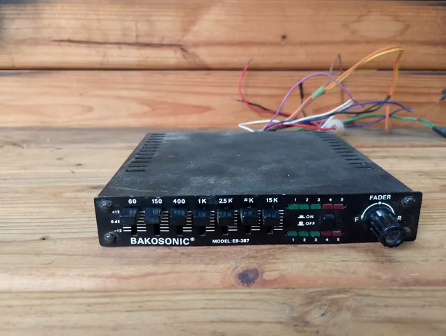 Equalizador Bakosonic antigo